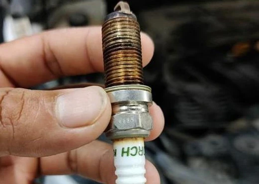 การรีไซเคิลหัวเทียนอิริเดียม-แพลตตินัม NGK7A7